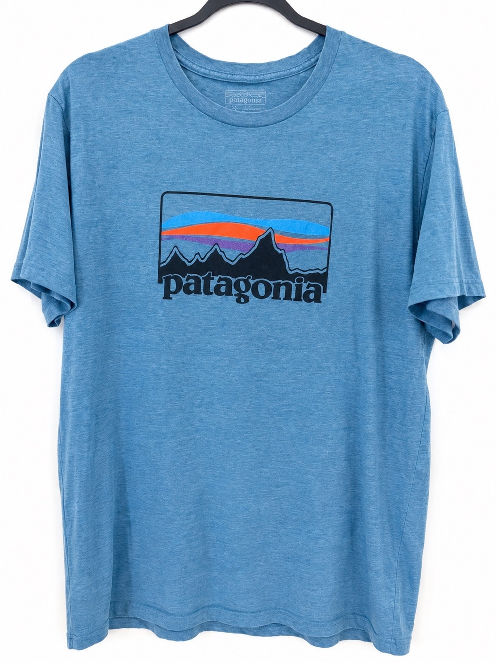 Patagonia Men's Slim Fit Graphic T-Shirt XL Blue Organic Cotton Blend 73 Skyline